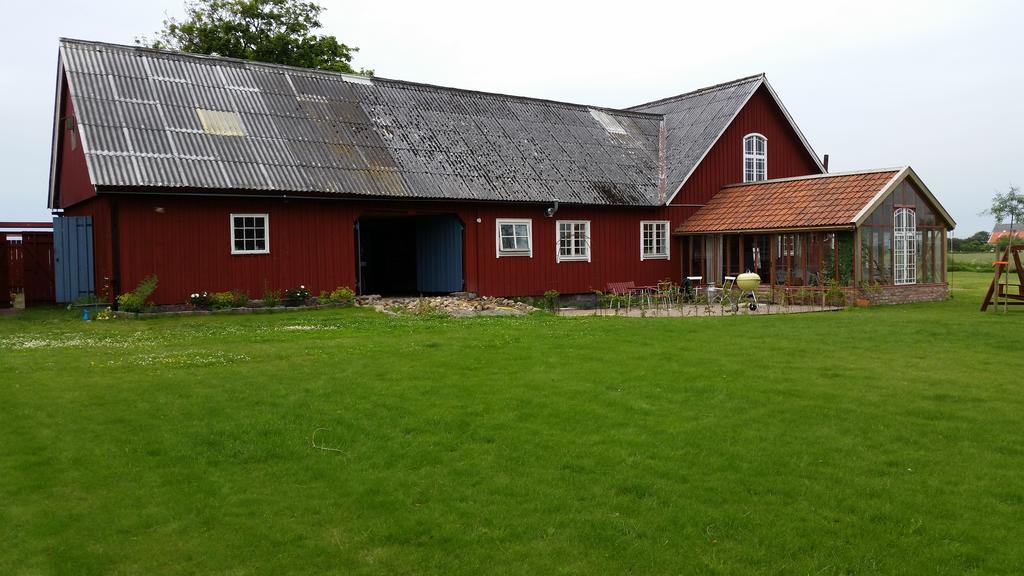 Roennas Lodge Tvaaker